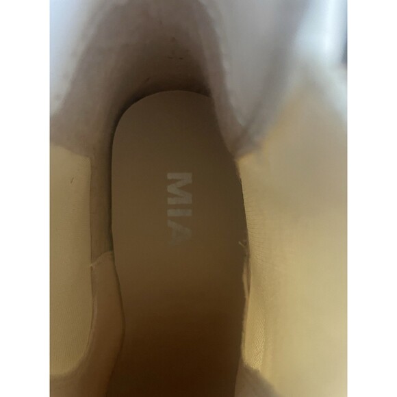 MIA Cream Faux Snakeskin Chunky Platform Chelsea Boots Lug Sole Women’s 7M - Picture 10 of 12